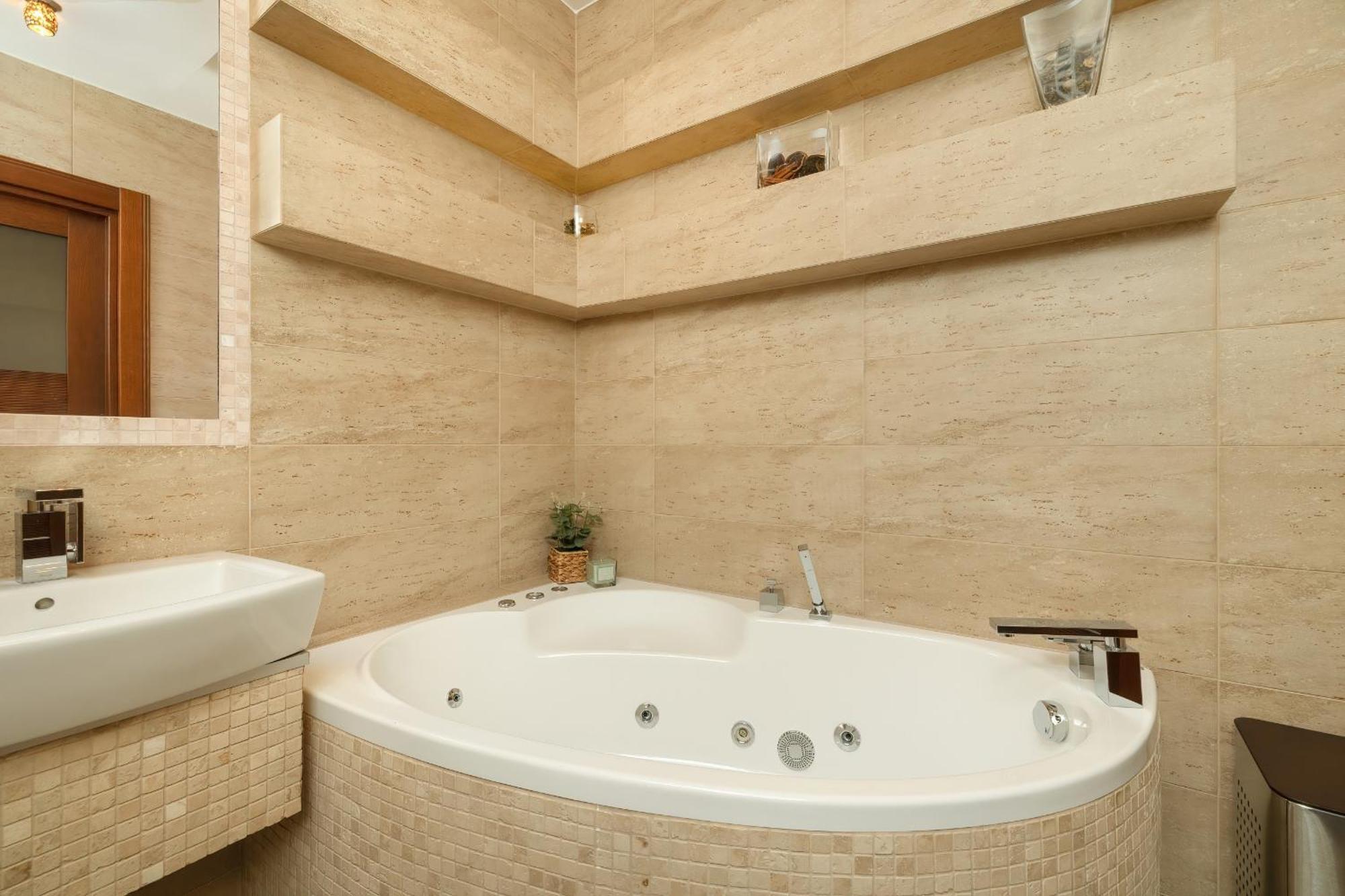 Apartment Przytulny Z Klimatyzacja I Parkingiem By Renters Krakow